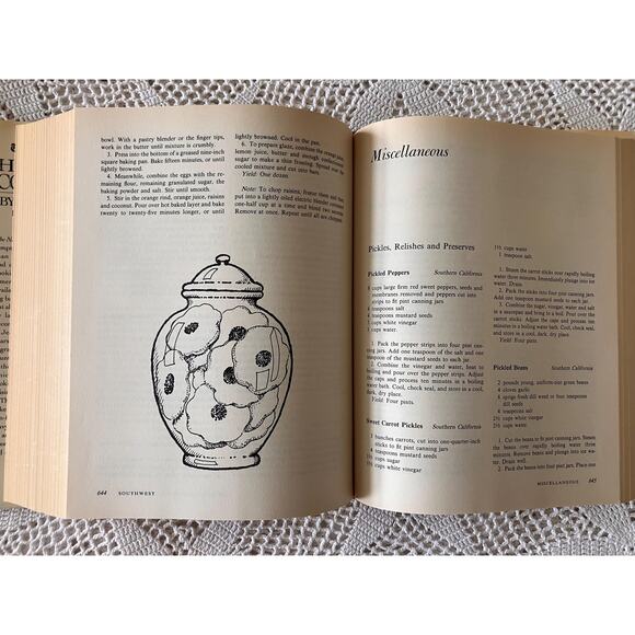 1972 The New York Times Heritage Cookbook by Jean Hewitt - Picture 4 of 6
